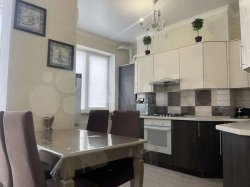 Квартира-студия, 76 м², 2/6 эт.