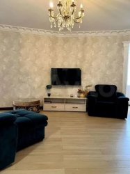 3-к. квартира, 140 м², 5/6 эт.