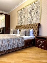 3-к. квартира, 140 м², 5/6 эт.