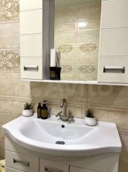 3-к. квартира, 140 м², 5/6 эт.