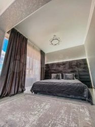 2-к. квартира, 72 м², 10/10 эт.