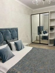 2-к. квартира, 81 м², 5/6 эт.