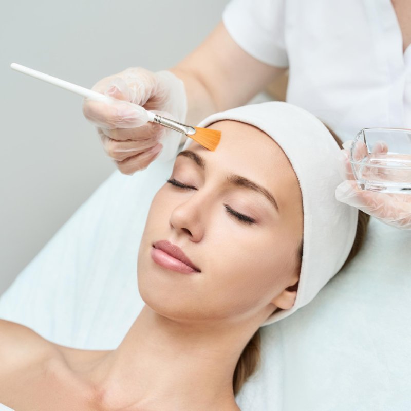 Азелаиново-салициловый пилинг