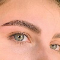 Комплекс «Долговременная укладка бровей + коррекция + окрашивание краской»