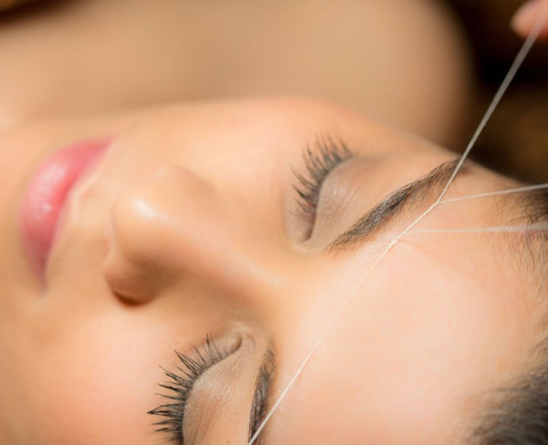 Депиляция одной зоны на лице нитью (тридинг)