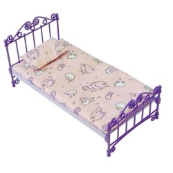 Мебель Кровать фиолетовая с постельным бельем