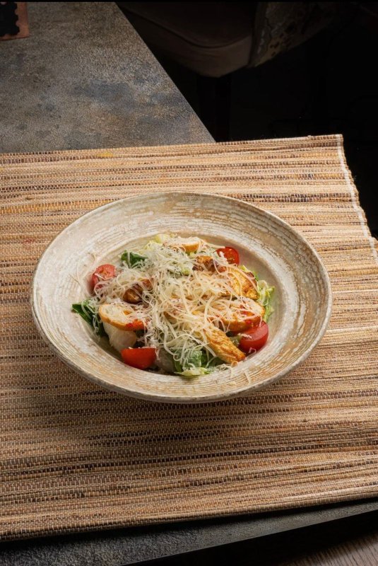 Цезарь с курицей