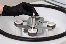 Внутрикожное введение плазмы крови 