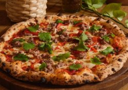 Пицца с бараниной