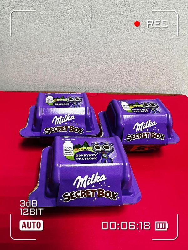 Milka Secret Box с игрушкой