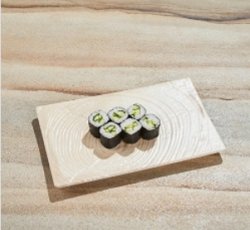 Классический "ролл с огурцом"