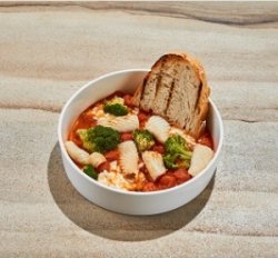 Кальмар- гриль с соусе из томатов черри