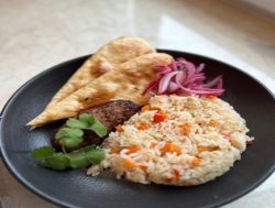 Люля с рисом и овощами