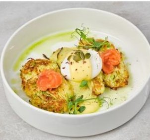 Оладьи из цукини с соусом голландез