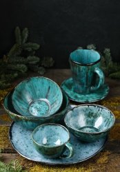 Набор посуды, ручной работы из керамики цвета Тиффани, 8 штук.