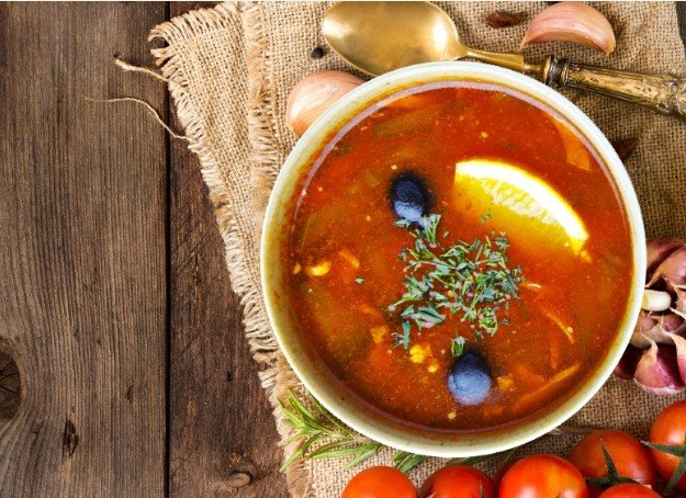 Солянка по-домашнему