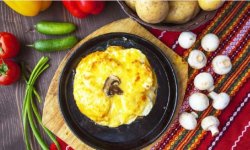 Фирменная Запеканка «Старый Амбар» с курицей и грибами