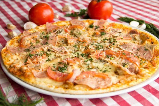 С ветчиной и грибами