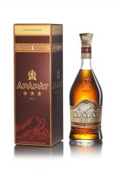 Коньяк Арарат 3*