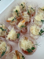 Сырные шарики / Креветки с ананасовым соусом