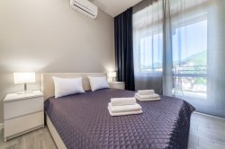 Deluxe Apartment на Автомобильной 16