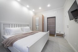 Deluxe Apartment на Прибрежной 23