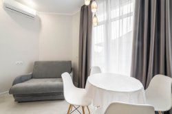 Deluxe Apartment на Прибрежной 14