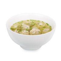 Пельмени с бульоном