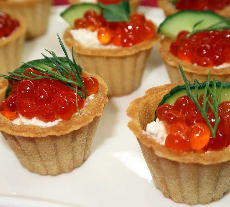 Тарталетки с икрой