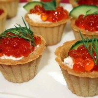 Тарталетки с икрой