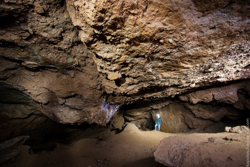 Пещера Караульная